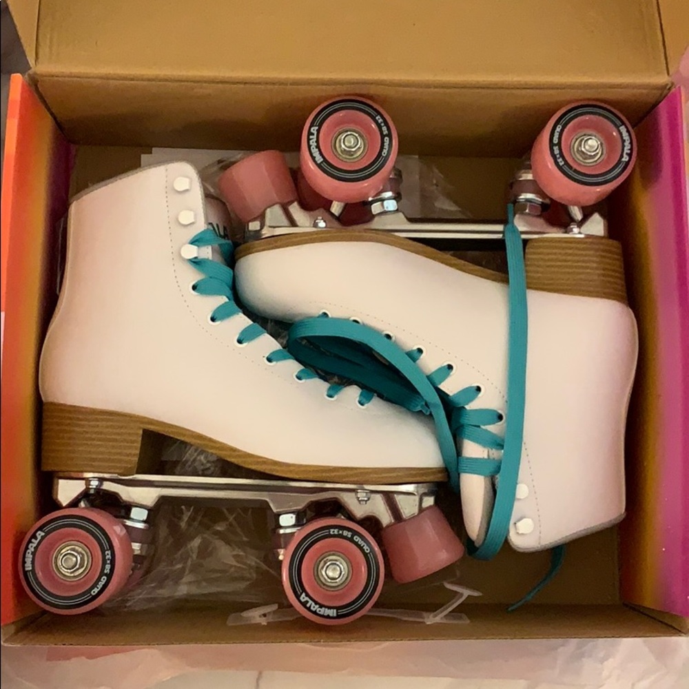 Impala women’s roller skates